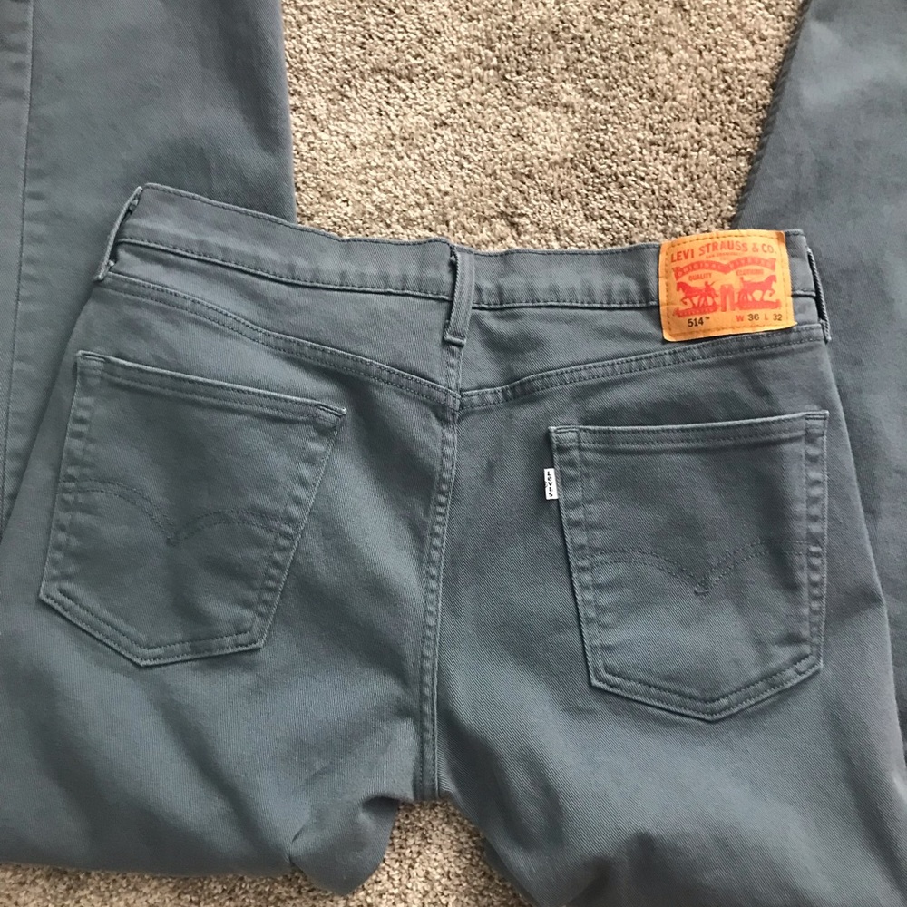Levi’s 514 Gray Jeans